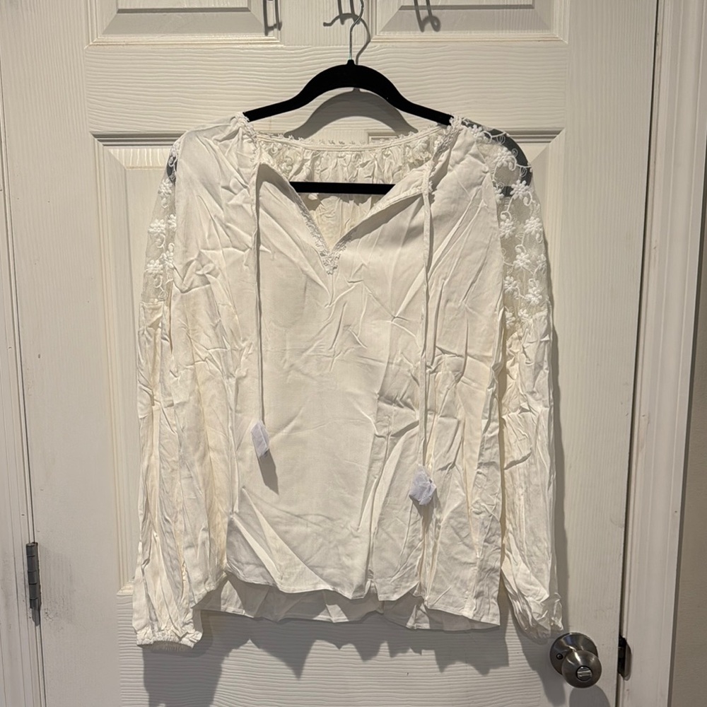 Elegant Cream Lace Sleeve Women's Top